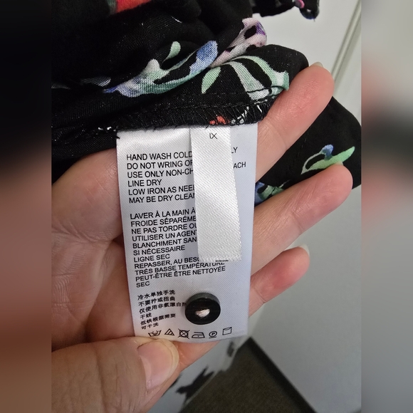 Anthropologie Black Floral Blouse - Picture 6 of 10